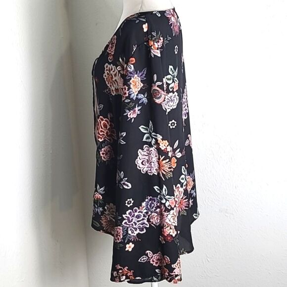 MM by My Michelle Black & Orange Floral Top, Lace-up Neckline, Bell Sleeves, XL - Picture 6 of 9